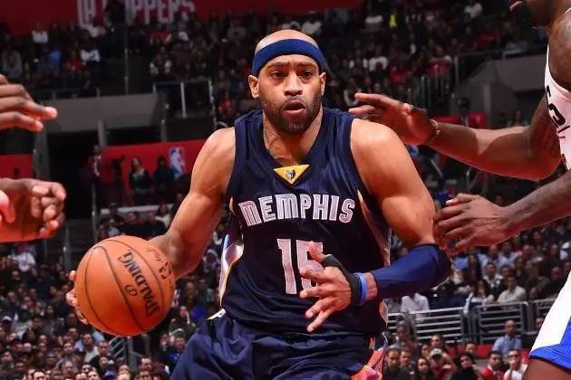 何进一步制 何进一步制