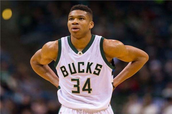 然而在两人 然而在两人