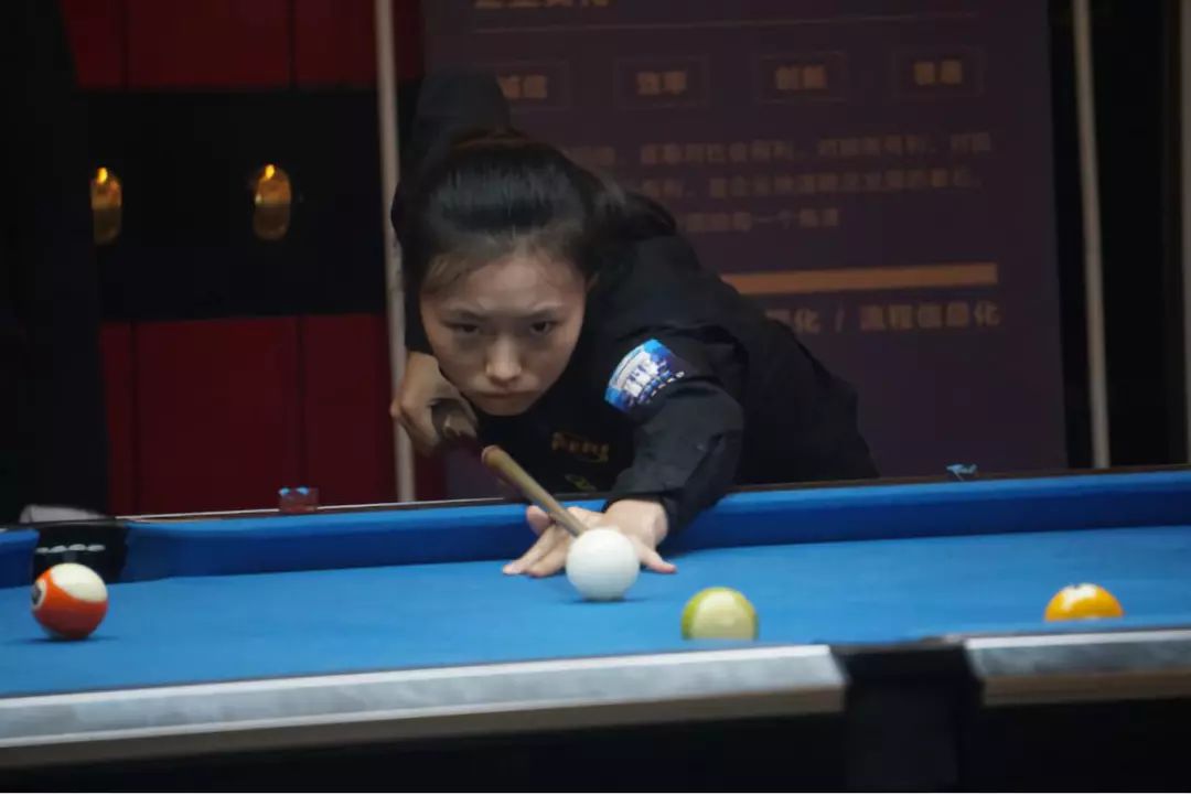 津吉斯之间 津吉斯之间