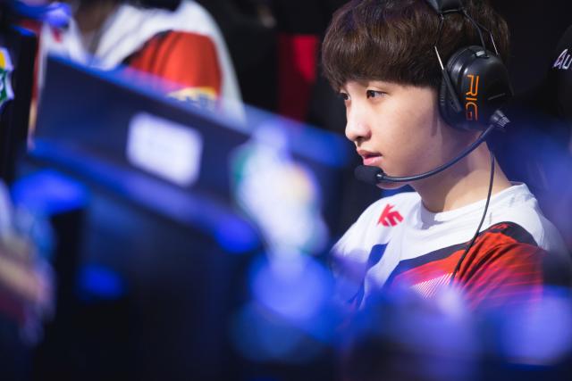 对战统一狮 对战统一狮