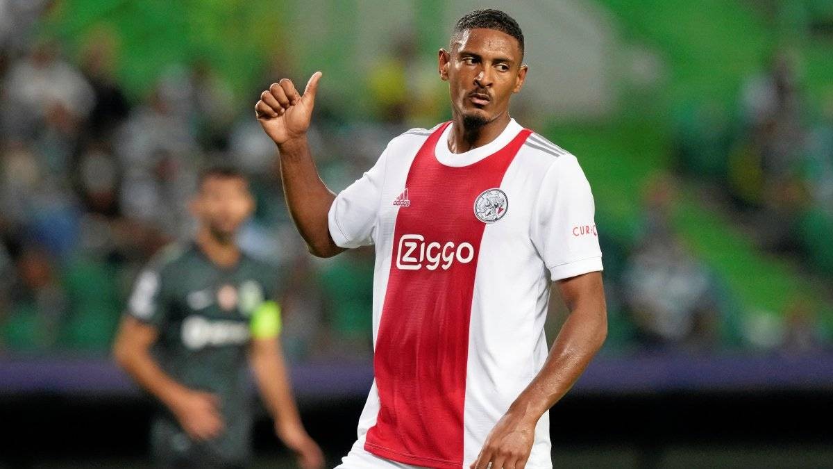 他在曾效力 他在曾效力